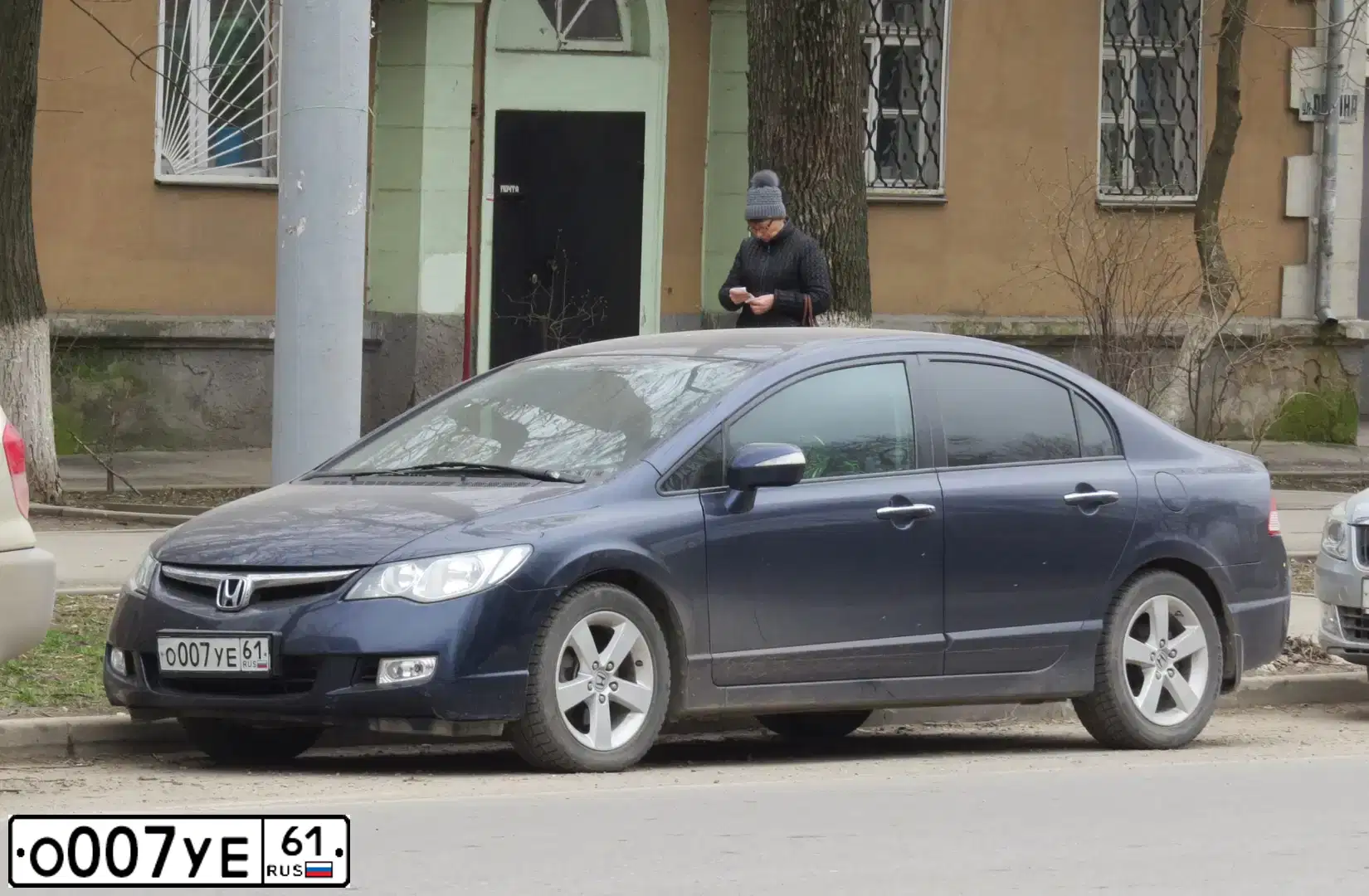 Фото автомобиля AUDI Q7, 2007 — госномер Е544ЕВ180. Цвет: СЕРЕБРИСТЫЙ