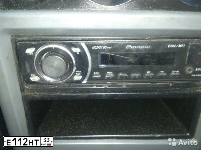 Фото автомобиля DAEWOO NEXIA, 1999 — госномер Е112НТ33. Цвет: СВЕТЛО-САЛАТОВЫЙ