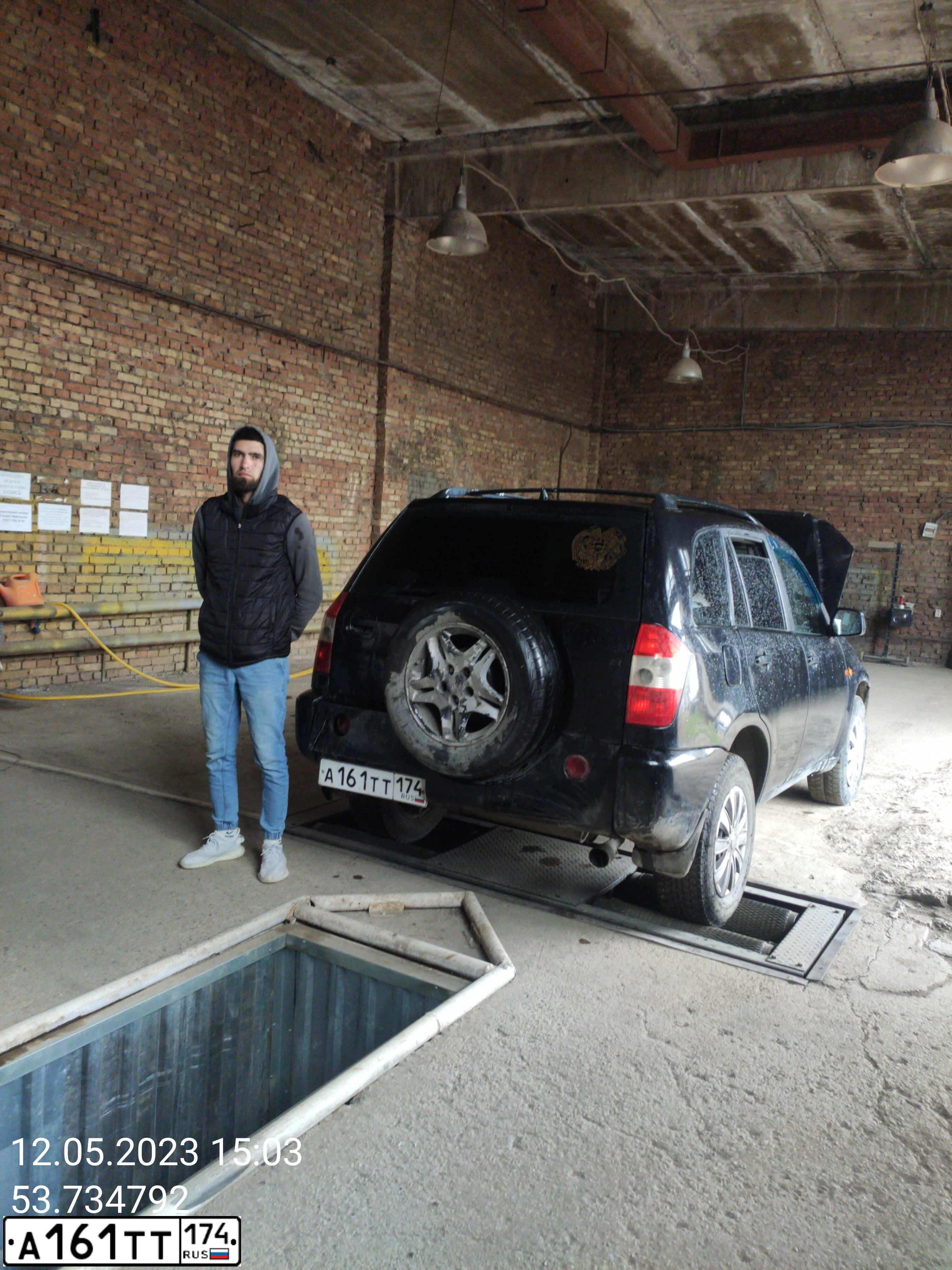 Фото автомобиля CHERY TIGGO, 2007 — госномер Р533ЕС774. Цвет: ЧЕРНЫЙ