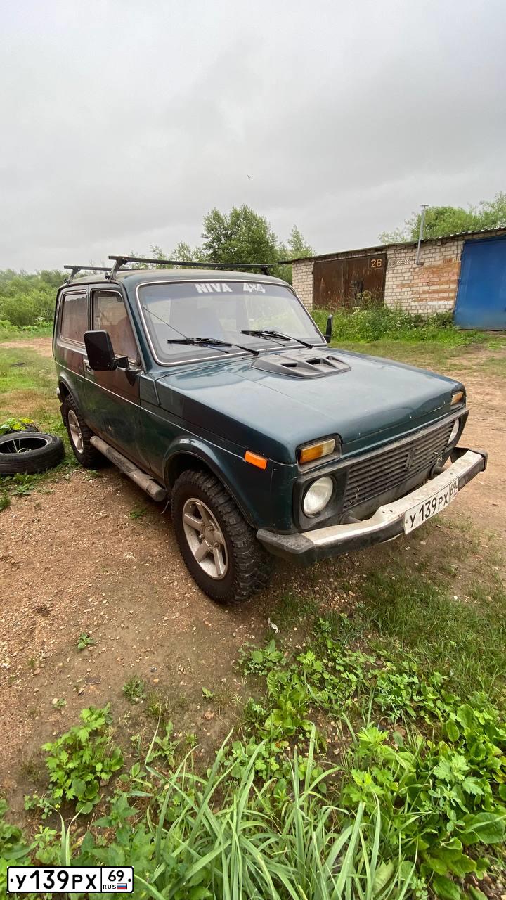 Фото автомобиля LADA 2121 NIVA, 1999 — госномер У139РХ69. Цвет: ЗЕЛЕНЫЙ