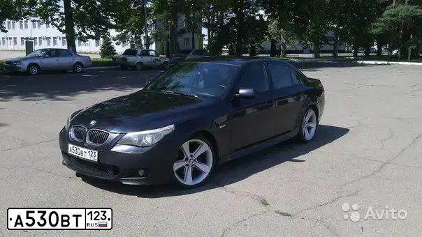 Фото автомобиля BMW SERIE 5, 2005 — госномер А530ВТ123. Цвет: ЧЕРНЫЙ