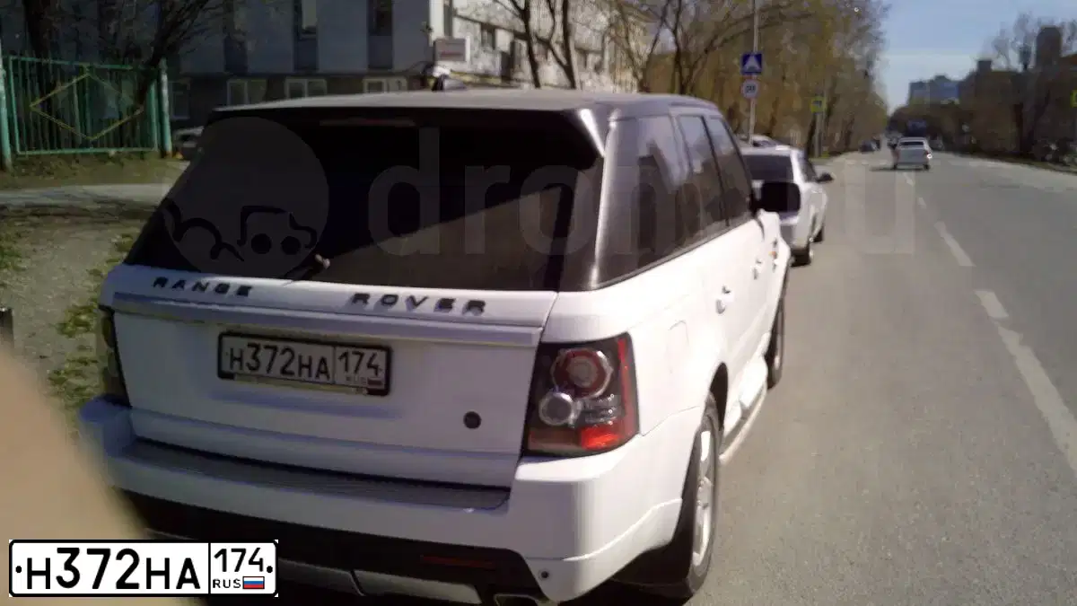 Фото автомобиля LADA 2107, 2002 — госномер В372НА174. Цвет: КРАСНЫЙ