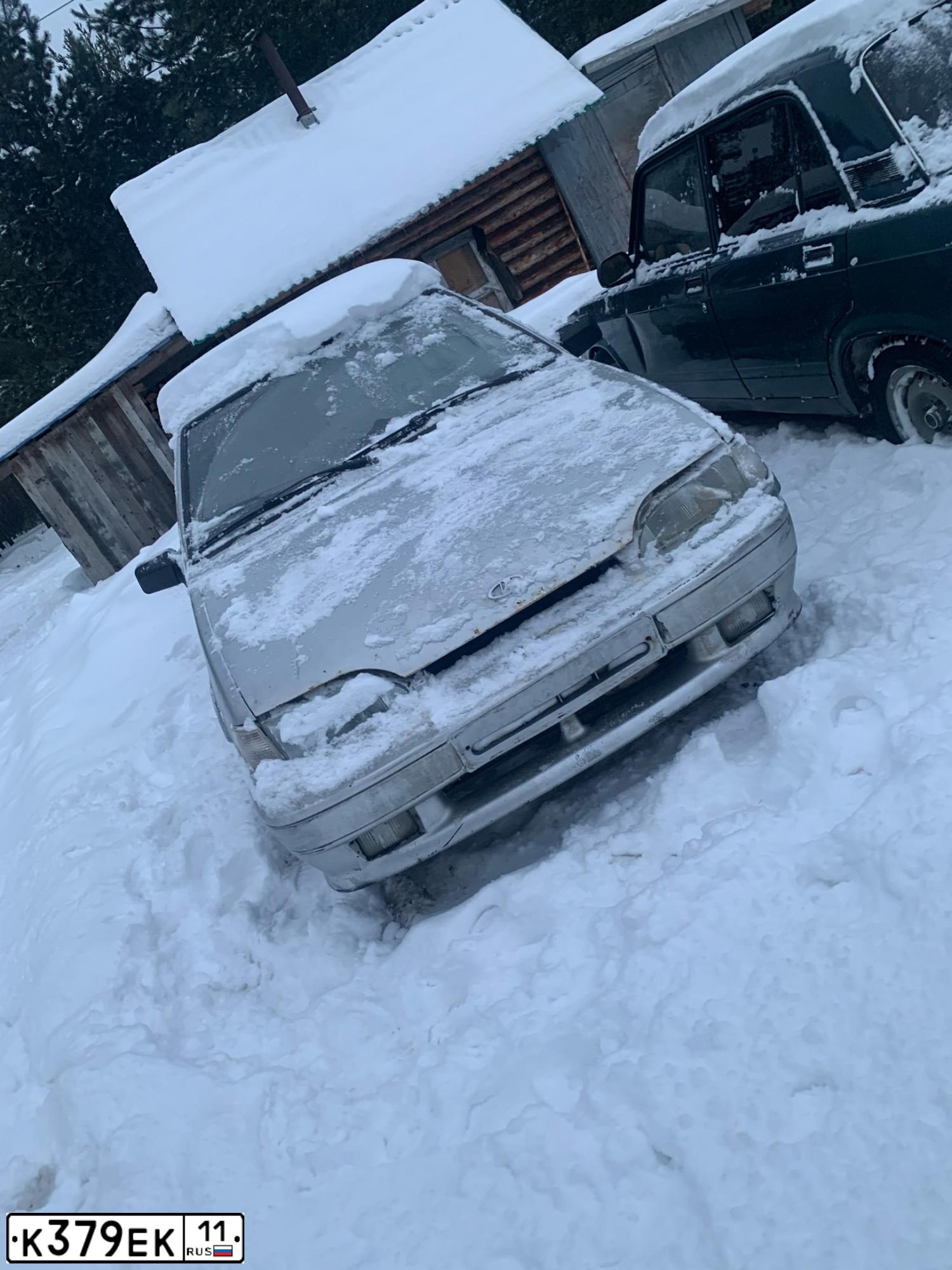 Фото автомобиля LADA 2115 SAMARA, 2002 — госномер Р290РС11. Цвет: СВЕТЛО-СЕРЕБРИСТЫЙ МЕТАЛЛ