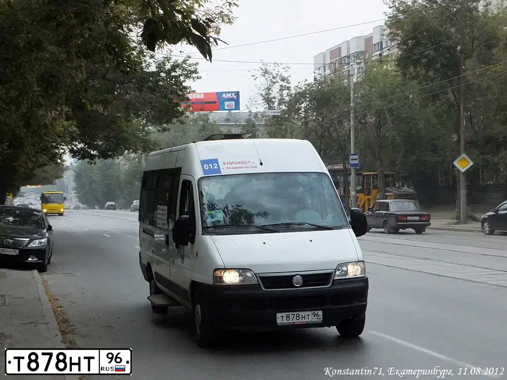 Фото автомобиля BMW SERIE 7, 2003 — госномер Т878АТ96. Цвет: ЧЕРНЫЙ
