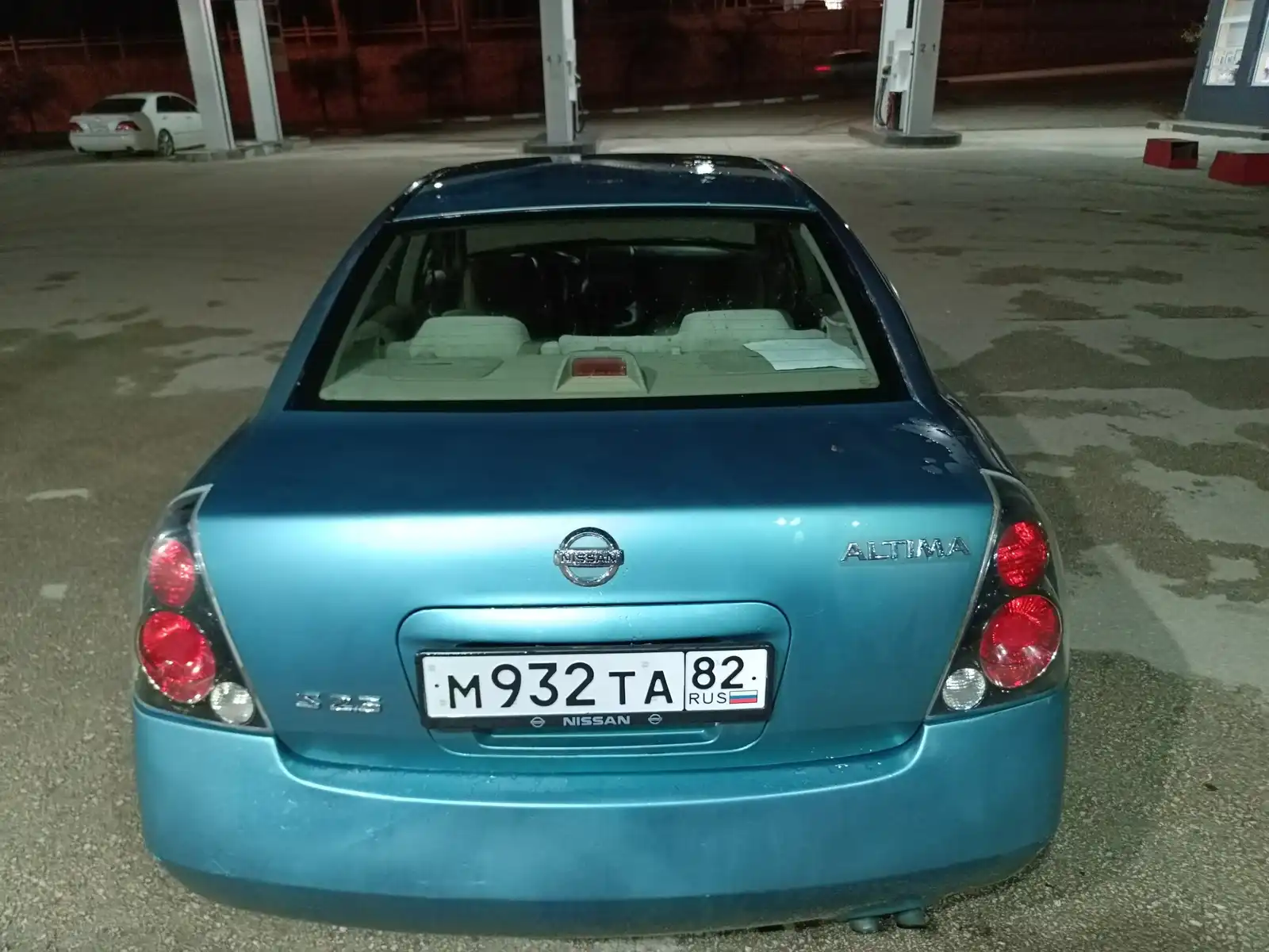 Фото автомобиля NISSAN ALTIMA, 2001 — госномер К111ТМ82. Цвет: ФИСТАШКОВЫЙ