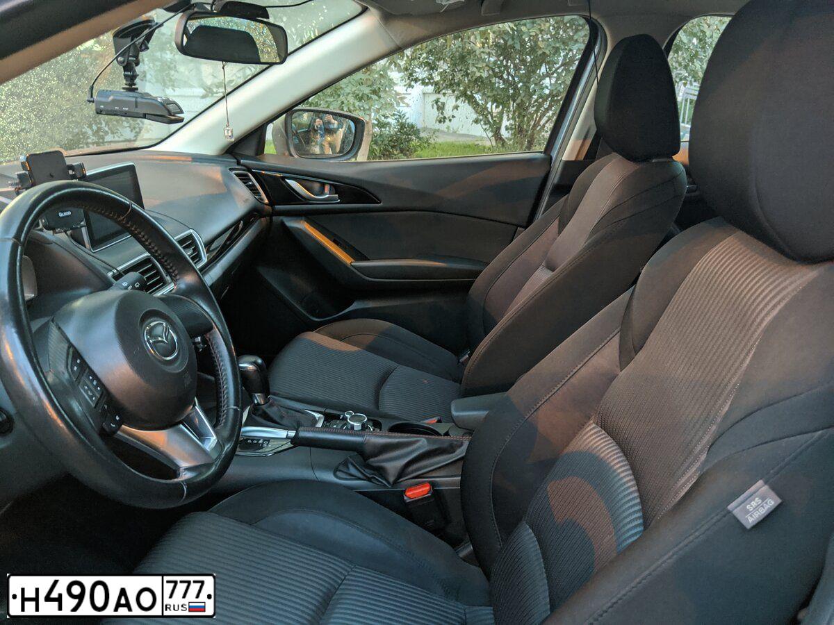 Фото автомобиля MAZDA 3, 2013 — госномер М987МС21. Цвет: СЕРО-ГОЛУБОЙ