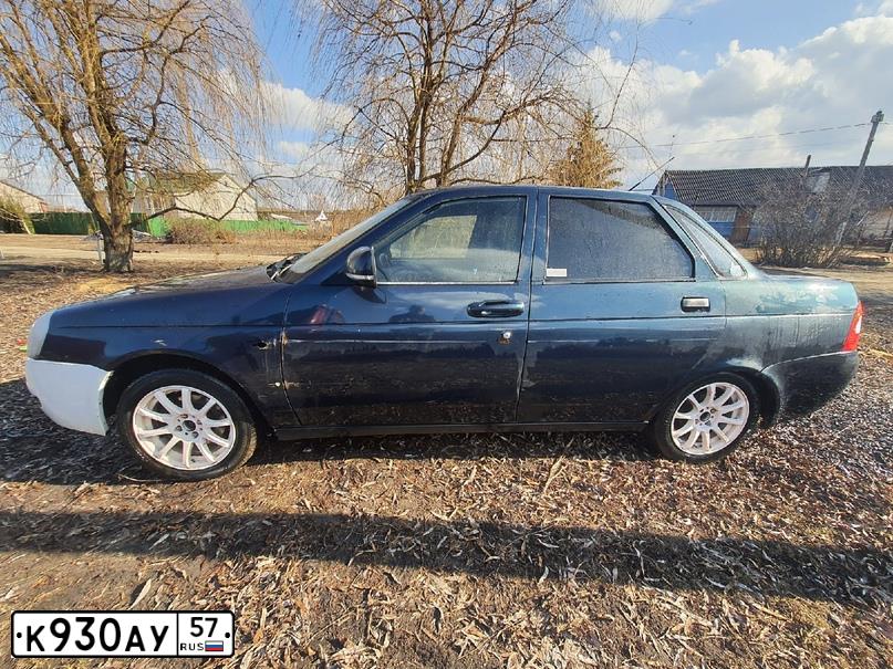 Фото автомобиля LADA PRIORA, 2007 — госномер Р711ВЕ40. Цвет: Темно-зеленый
