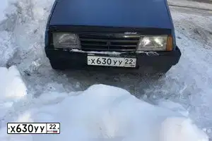 Фото автомобиля LADA 2109 SAMARA, 2000 — госномер Х630УУ22. Цвет: Сине-зеленый