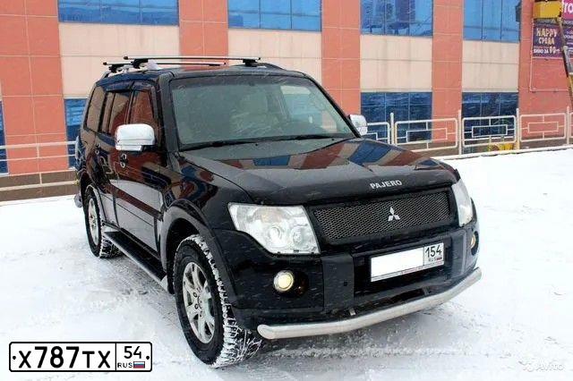 Фото автомобиля MITSUBISHI PAJERO, 2007 — госномер В848ВО154. Цвет: ЧЕРНЫЙ