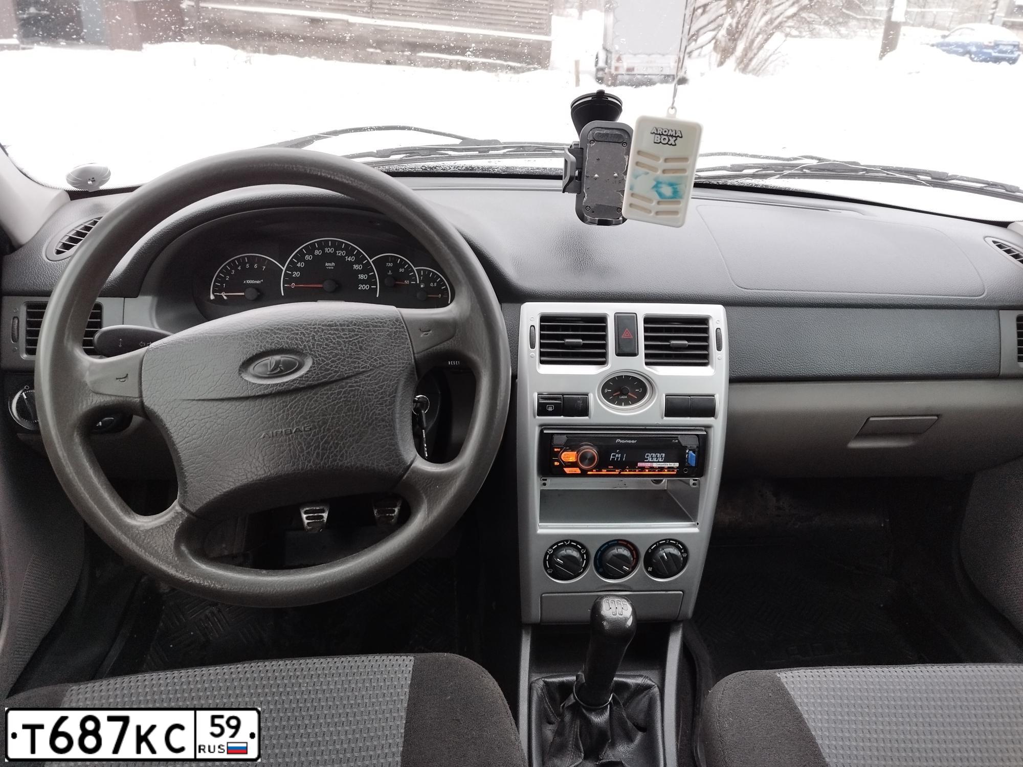 Фото автомобиля LADA 2171 PRIORA, 2010 — госномер А101НМ62. Цвет: СРЕДНИЙ СЕРО-ЗЕЛЕНЫЙ МЕТ.