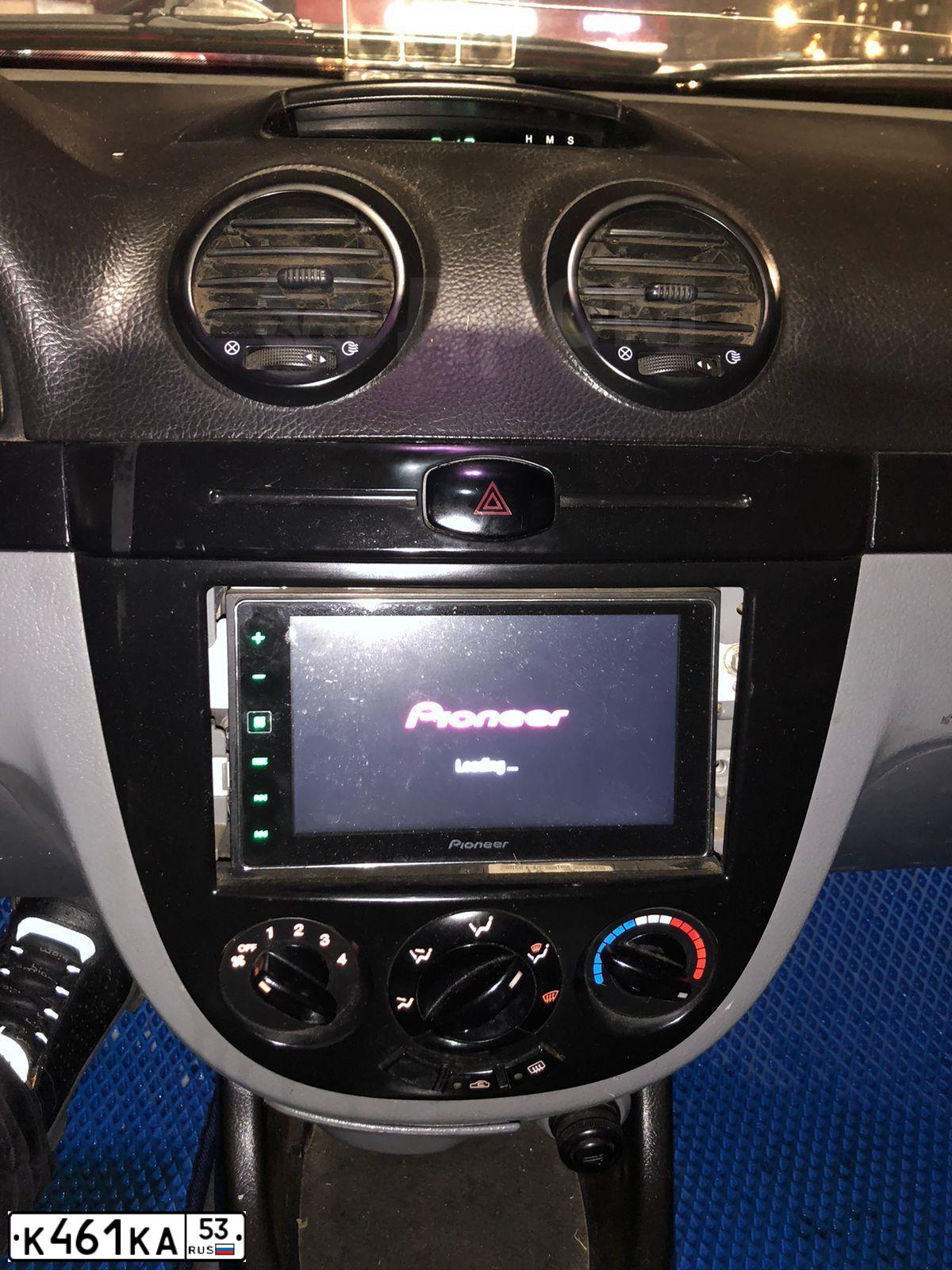 Фото автомобиля CHEVROLET LACETTI, 2008 — госномер К461КА53. Цвет: синий
