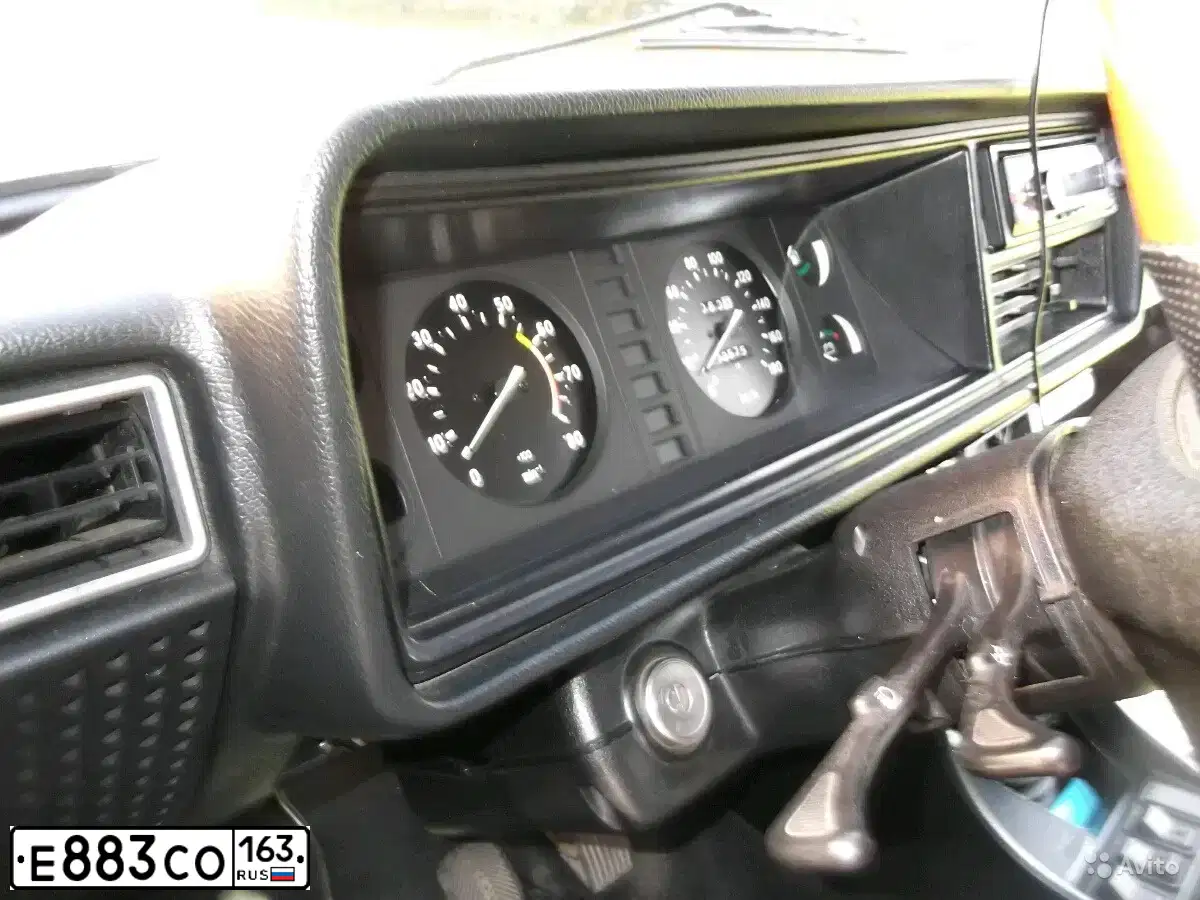 Фото автомобиля LADA 2107, 2007 — госномер Е883СО163. Цвет: Темно-зеленый