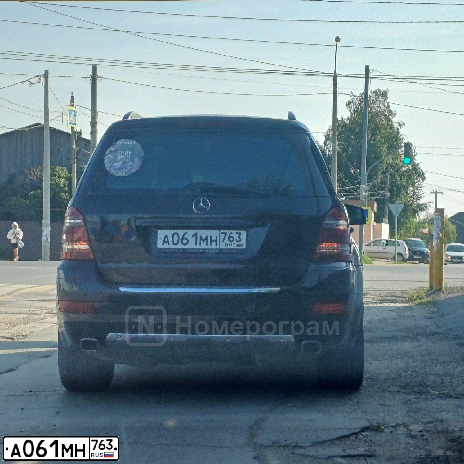 Фото автомобиля MERCEDES GL-KLASSE, 2006 — госномер Е001АТ71. Цвет: ЧЕРНЫЙ