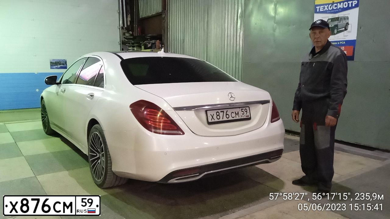 Фото автомобиля MERCEDES S-KLASSE, 2006 — госномер У958ХТ716. Цвет: ЧЕРНЫЙ