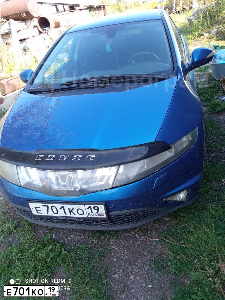 Фото автомобиля HONDA CIVIC, 2006 — госномер Е701КО19. Цвет: синий