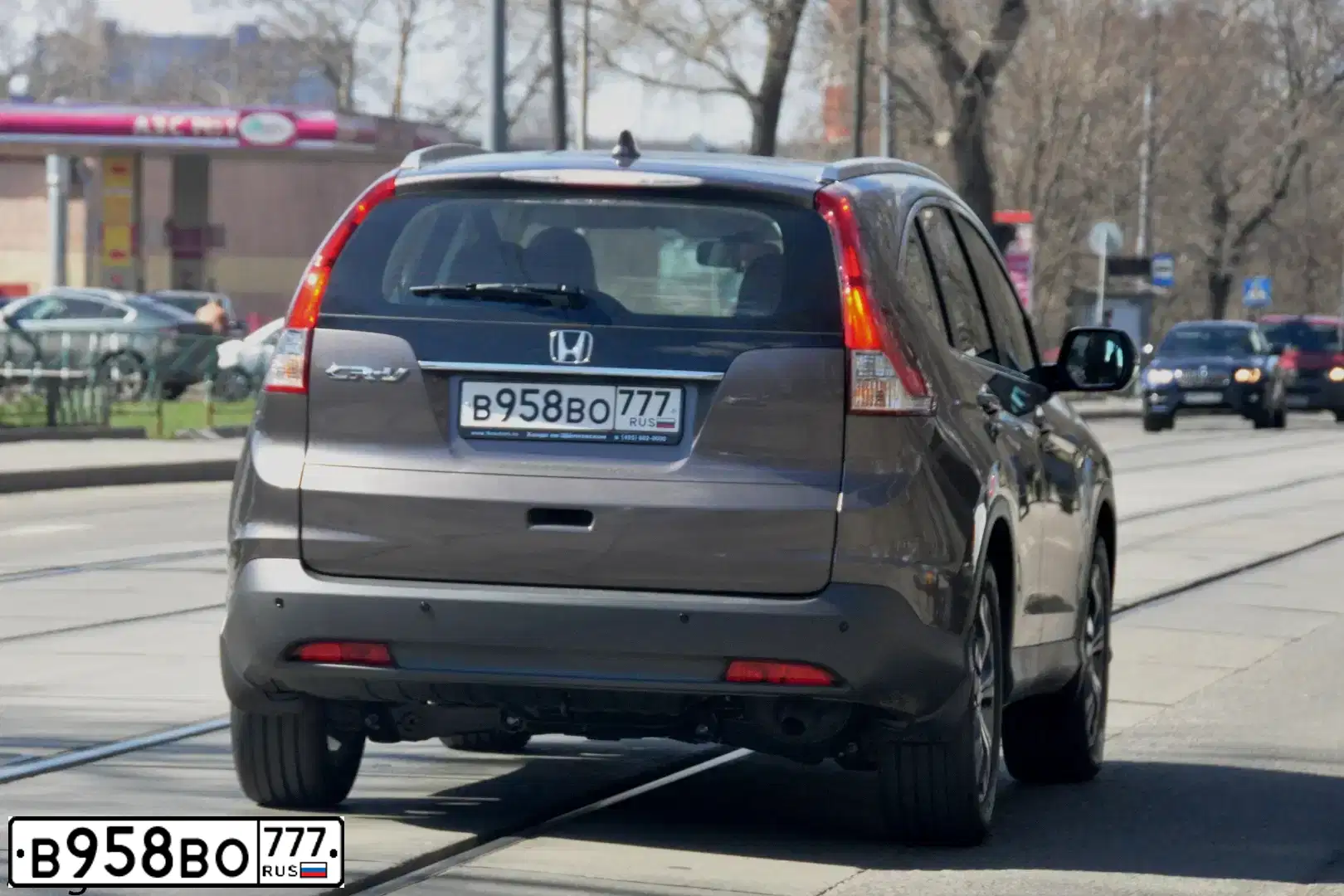 Фото автомобиля HONDA CR-V, 2014 — госномер С454ВМ550. Цвет: Коричневый