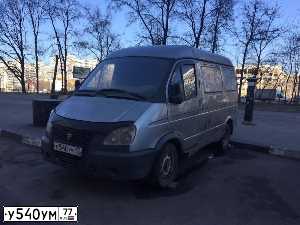 Фото автомобиля GAZ 2752 SOBOL, 2006 — госномер В161НУ177. Цвет: Серый