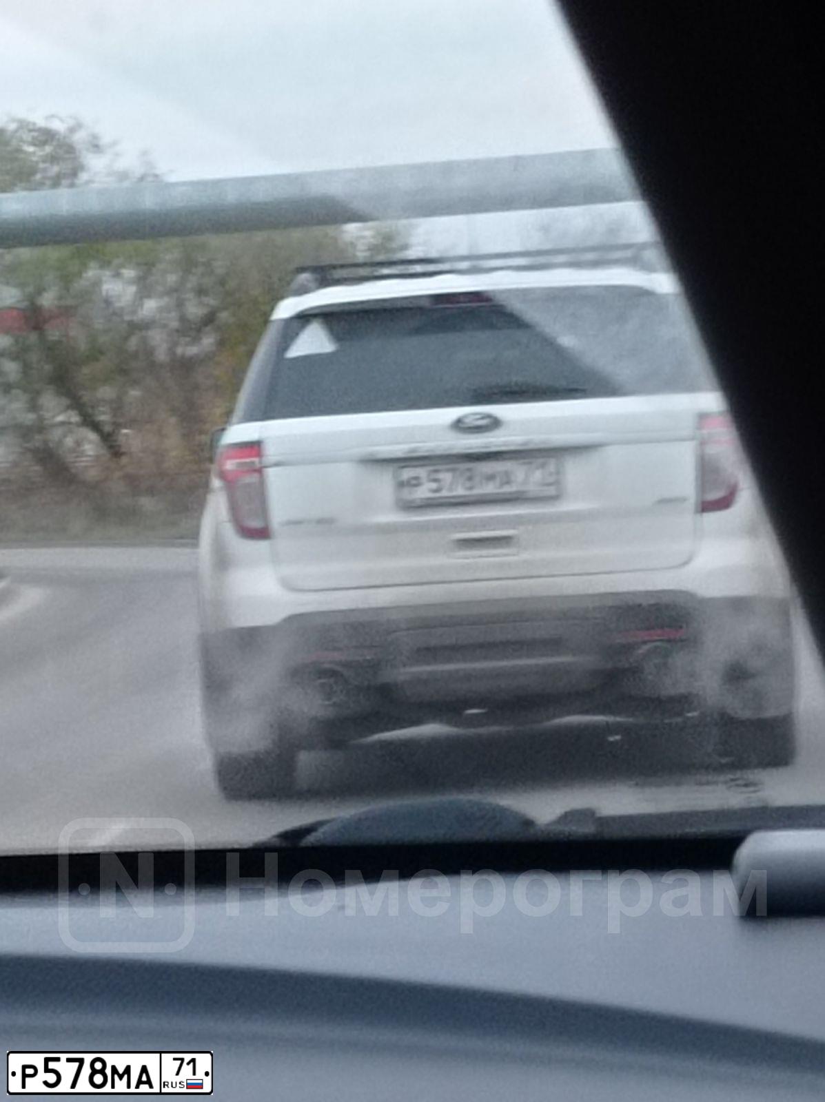 Фото автомобиля FORD EXPLORER, 2013 — госномер Р578МА71. Цвет: БЕЛЫЙ