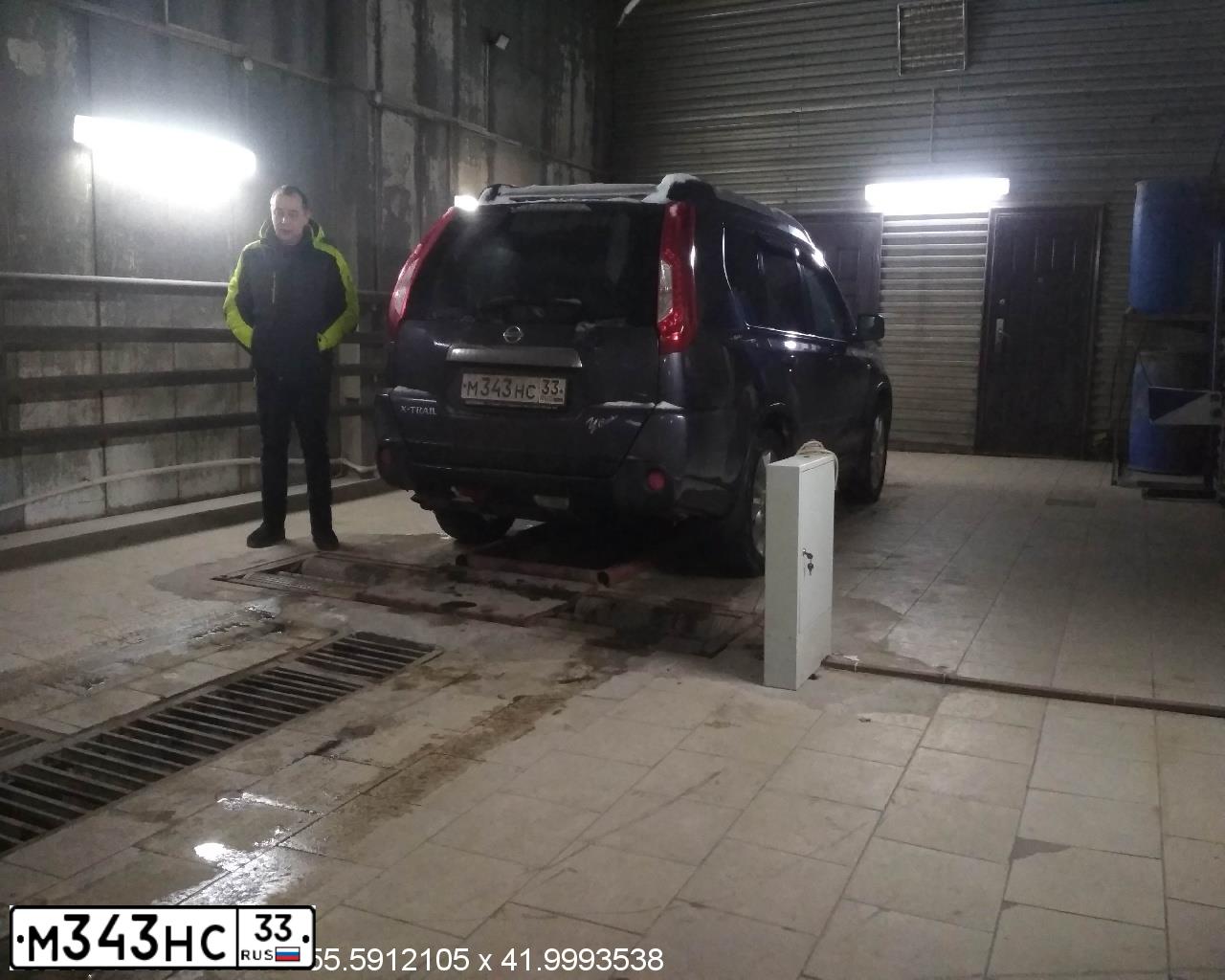 Фото автомобиля NISSAN X-TRAIL, 2012 — госномер М469УА33. Цвет: СЕРО-СИРЕНЕВЫЙ