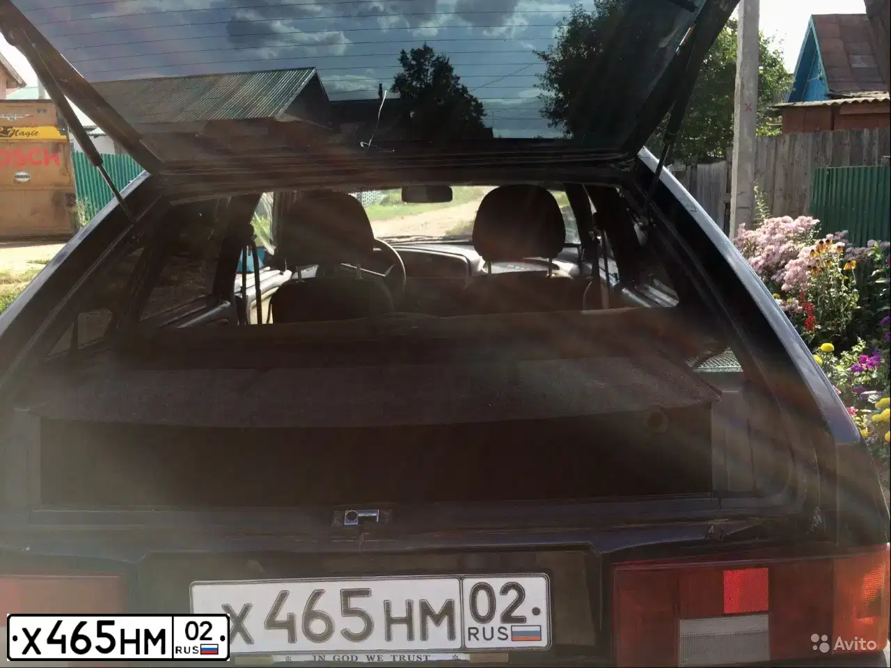 Фото автомобиля LADA 2114 SAMARA, 2006 — госномер Х465НМ02. Цвет: ГРАФИТ МЕТАЛЛИК