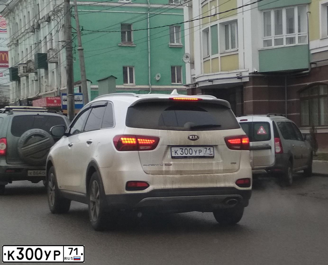 Фото автомобиля KIA SORENTO, 2018 — госномер К300УР71. Цвет: Белый