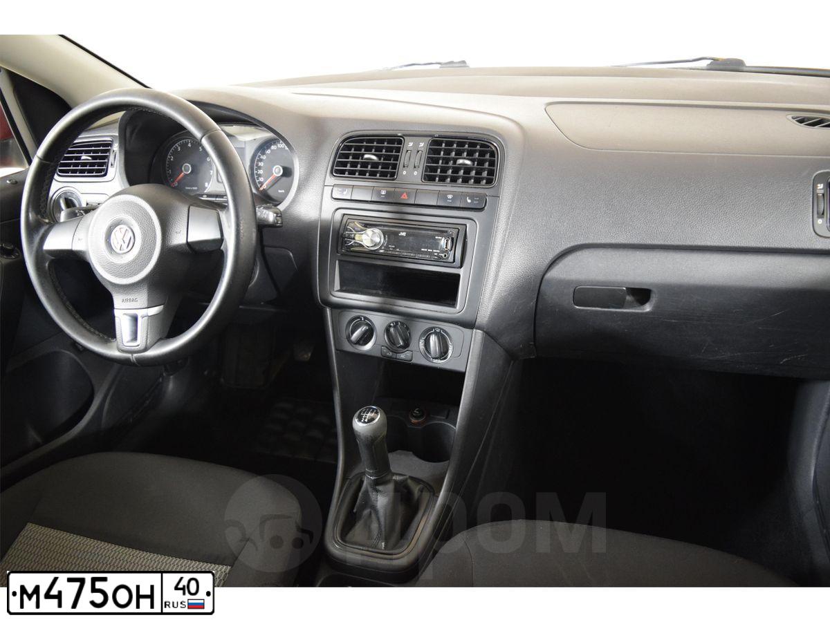 Фото автомобиля VOLKSWAGEN POLO, 2012 — госномер Е657СУ57. Цвет: ВИШНЕВО-КРАСНЫЙ