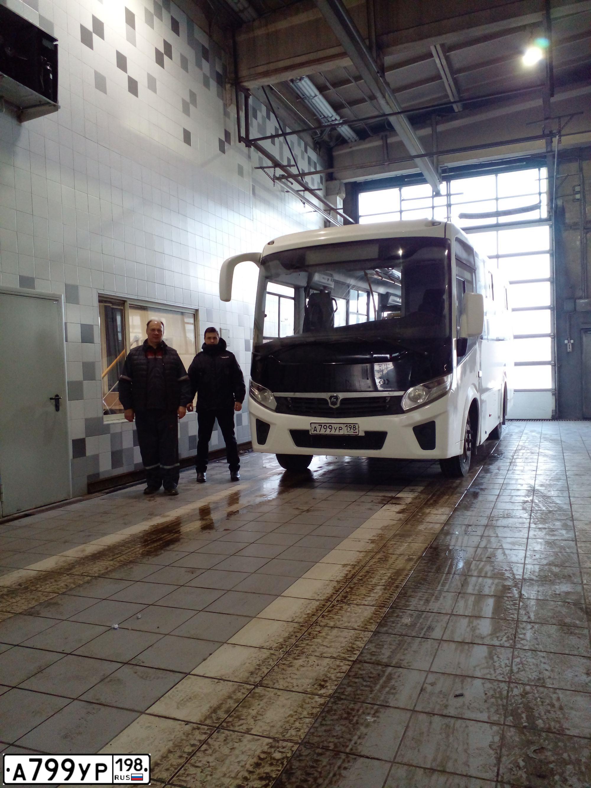 Фото автомобиля ПАЗ 3204, 2018 — госномер Т731ТЕ124. Цвет: Белый