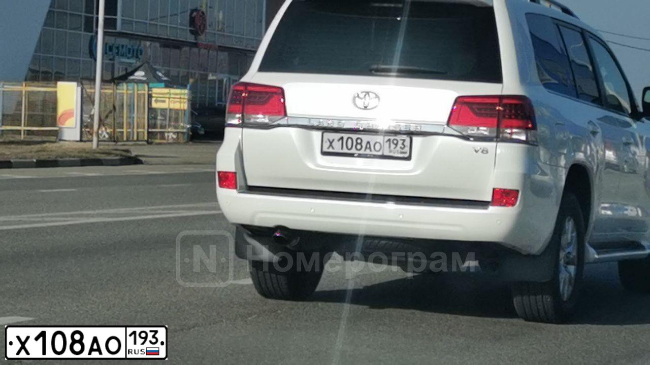 Фото автомобиля TOYOTA LAND CRUISER 200, 2015 — госномер С618КУ180