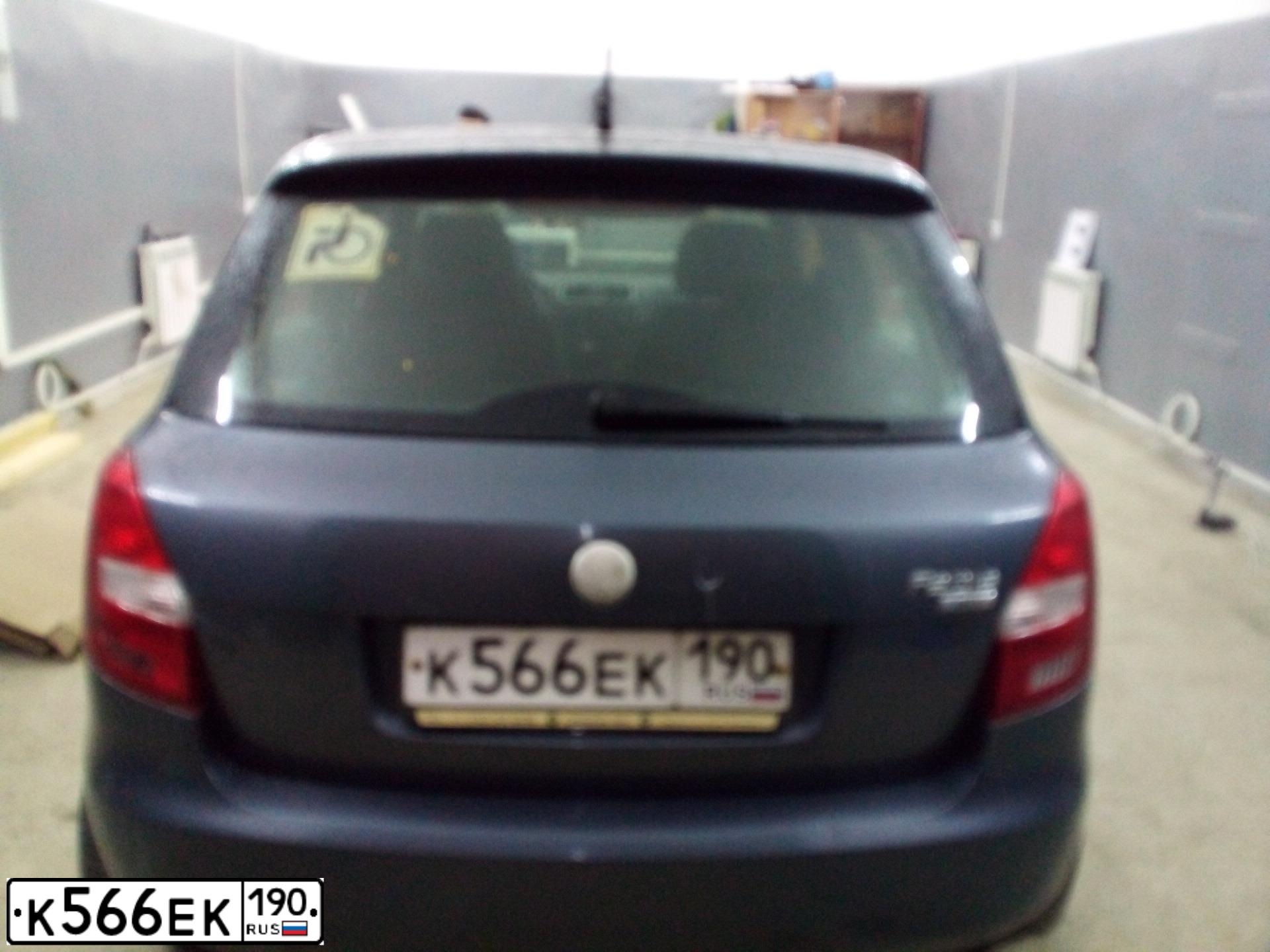Фото автомобиля SKODA FABIA, 2009 — госномер К353ХВ164. Цвет: ТЕМНО СЕРЫЙ