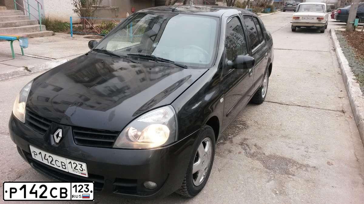 Фото автомобиля RENAULT SYMBOL, 2007 — госномер М009АК93. Цвет: ЧЕРНЫЙ