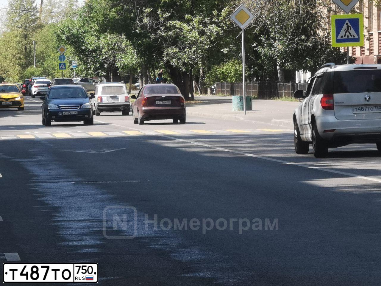 Фото автомобиля SKODA YETI, 2014 — госномер Т091ЕВ977. Цвет: БЕЛЫЙ