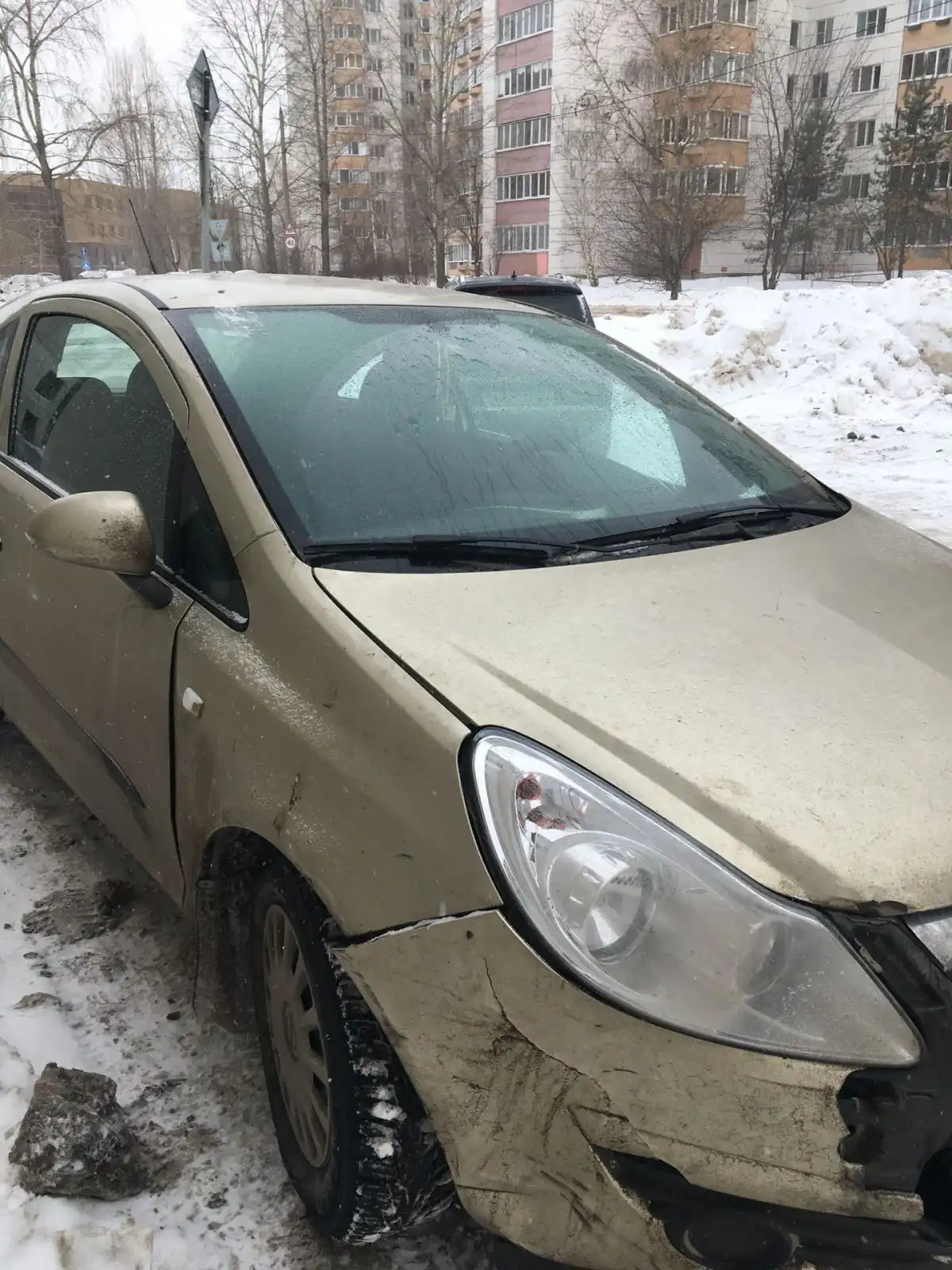 Фото автомобиля KIA SOUL, 2017 — госномер Р701МЕ716. Цвет: Красный