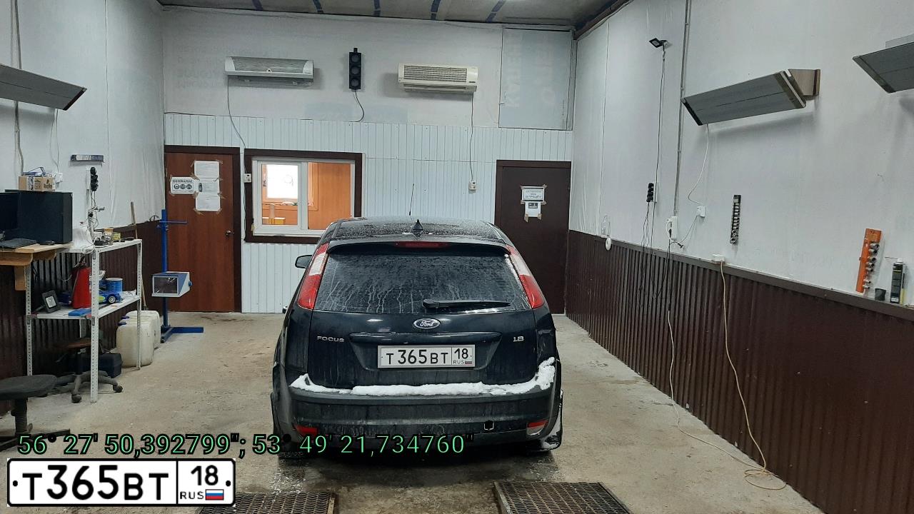 Фото автомобиля FORD FOCUS, 2007 — госномер Т365ВТ18. Цвет: ЧЕРНЫЙ