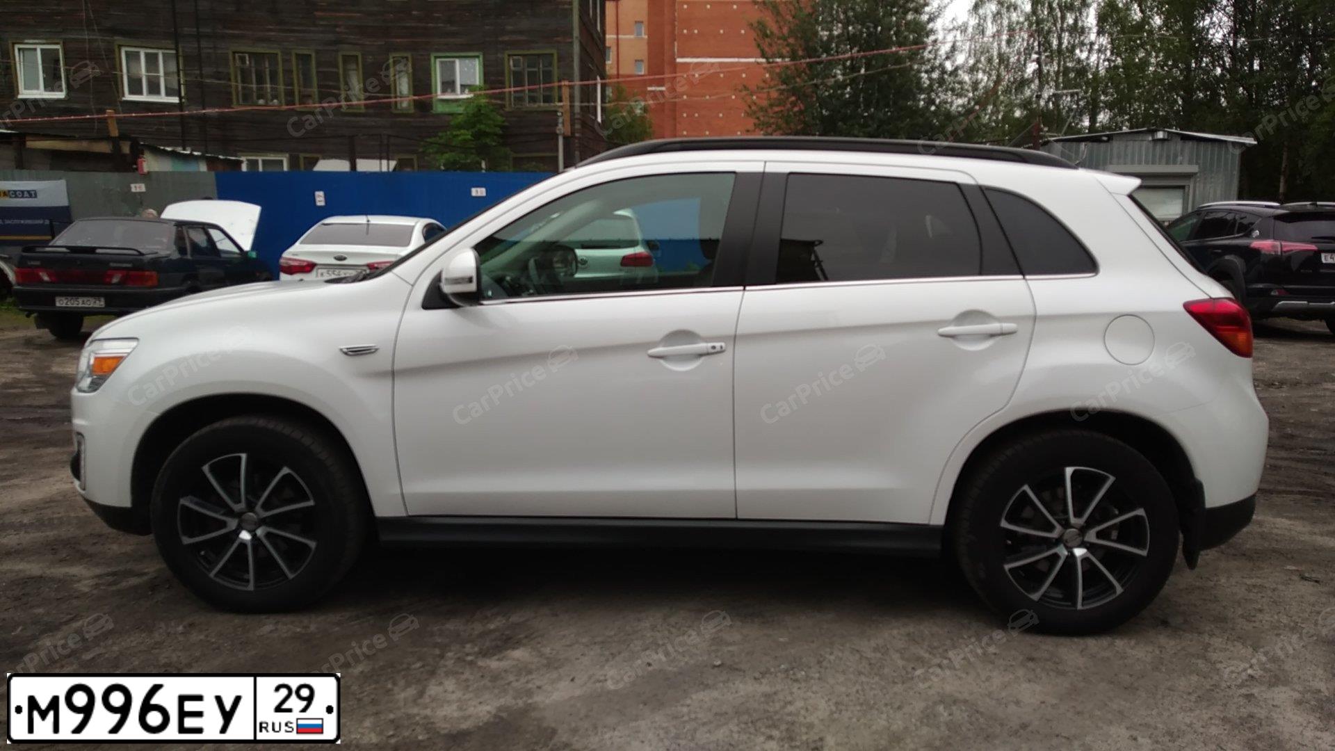 Фото автомобиля MITSUBISHI ASX, 2015 — госномер М996ЕУ29. Цвет: Белый