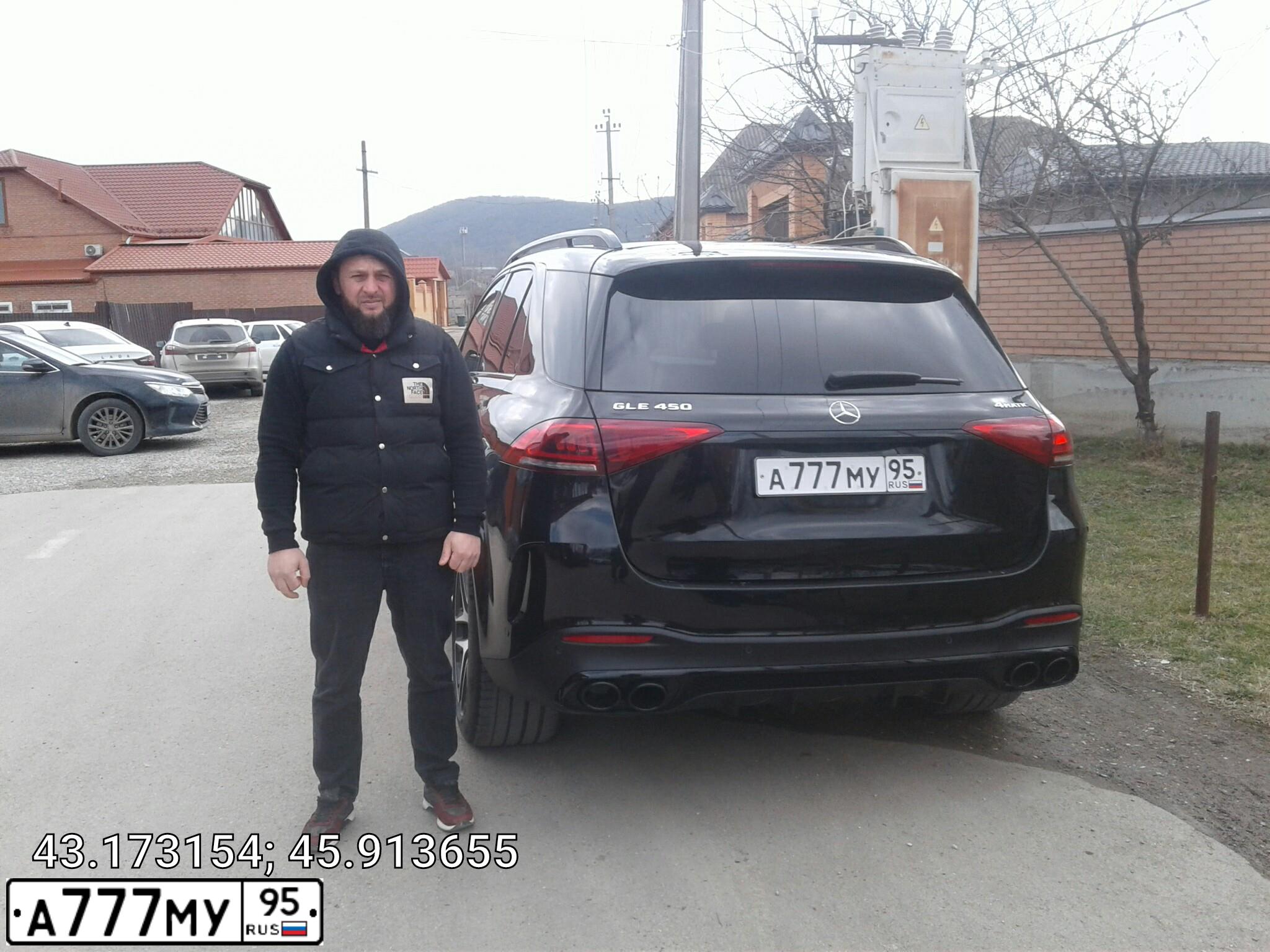 Фото автомобиля MERCEDES GLE-KLASSE, 2019 — госномер А777МУ95. Цвет: ЧЕРНЫЙ
