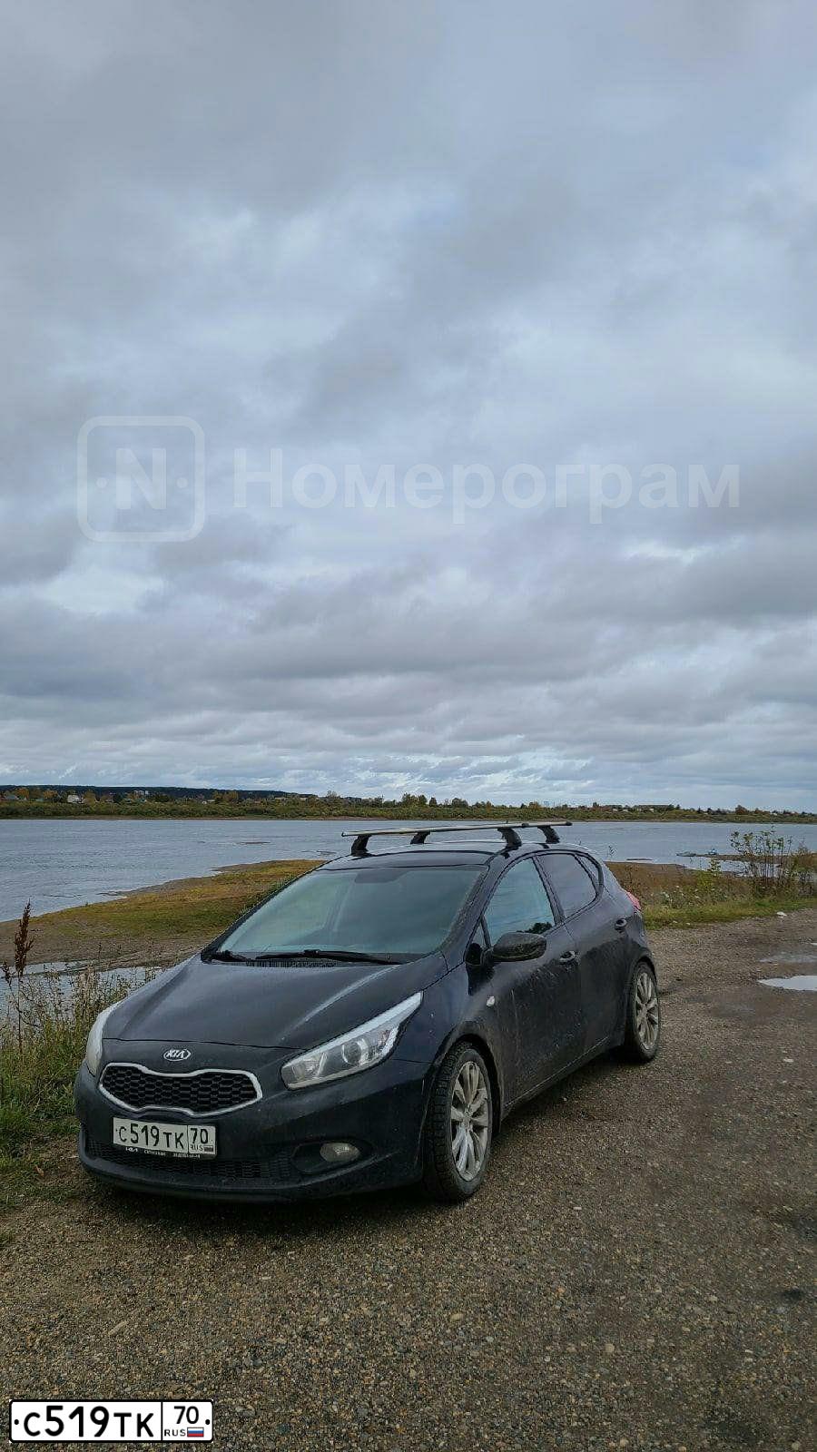 Фото автомобиля KIA CEE'D, 2014 — госномер Е991ЕН142. Цвет: ЧЕРНЫЙ ПЕРЛАМУТР