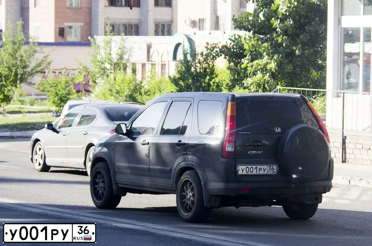 Фото автомобиля VOLKSWAGEN TOUAREG, 2017 — госномер С847НХ790. Цвет: ЧЕРНЫЙ