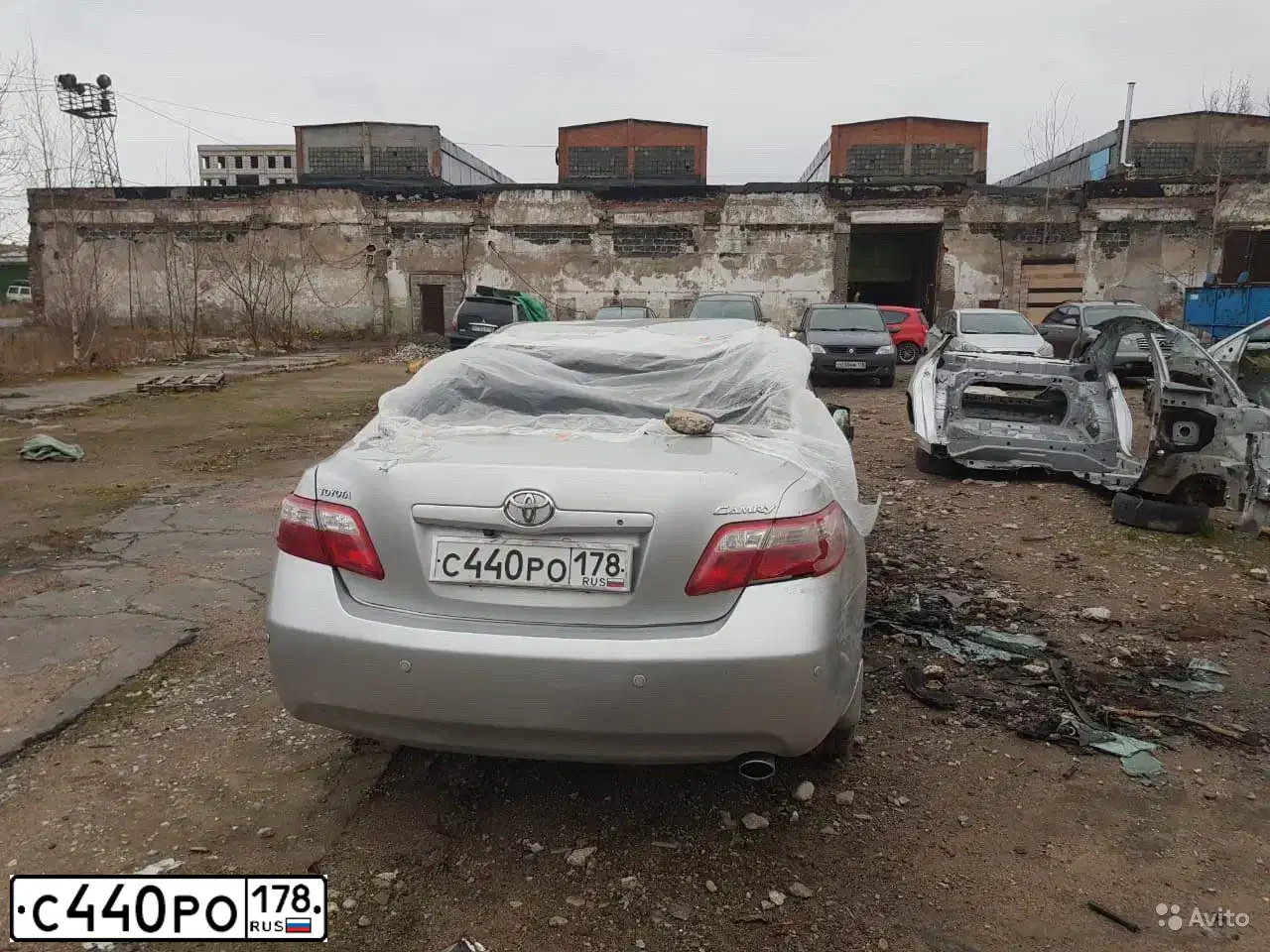 Фото автомобиля TOYOTA CAMRY, 2008 — госномер К735РХ73. Цвет: СЕРЕБРИСТЫЙ