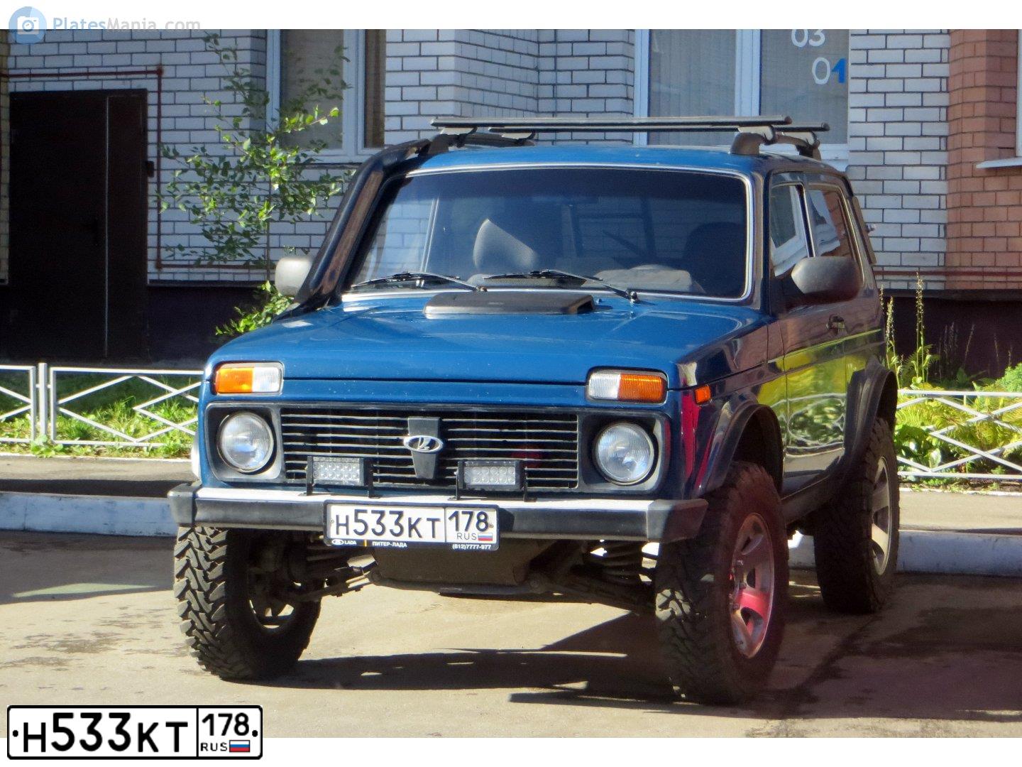 Фото автомобиля LADA 2121 NIVA, 2012 — госномер В559КС37. Цвет: сине-зеленый