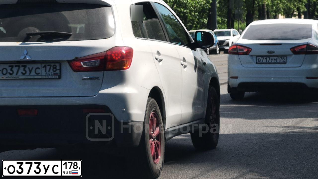 Фото автомобиля MITSUBISHI ASX, 2013 — госномер К276ХК147. Цвет: Белый