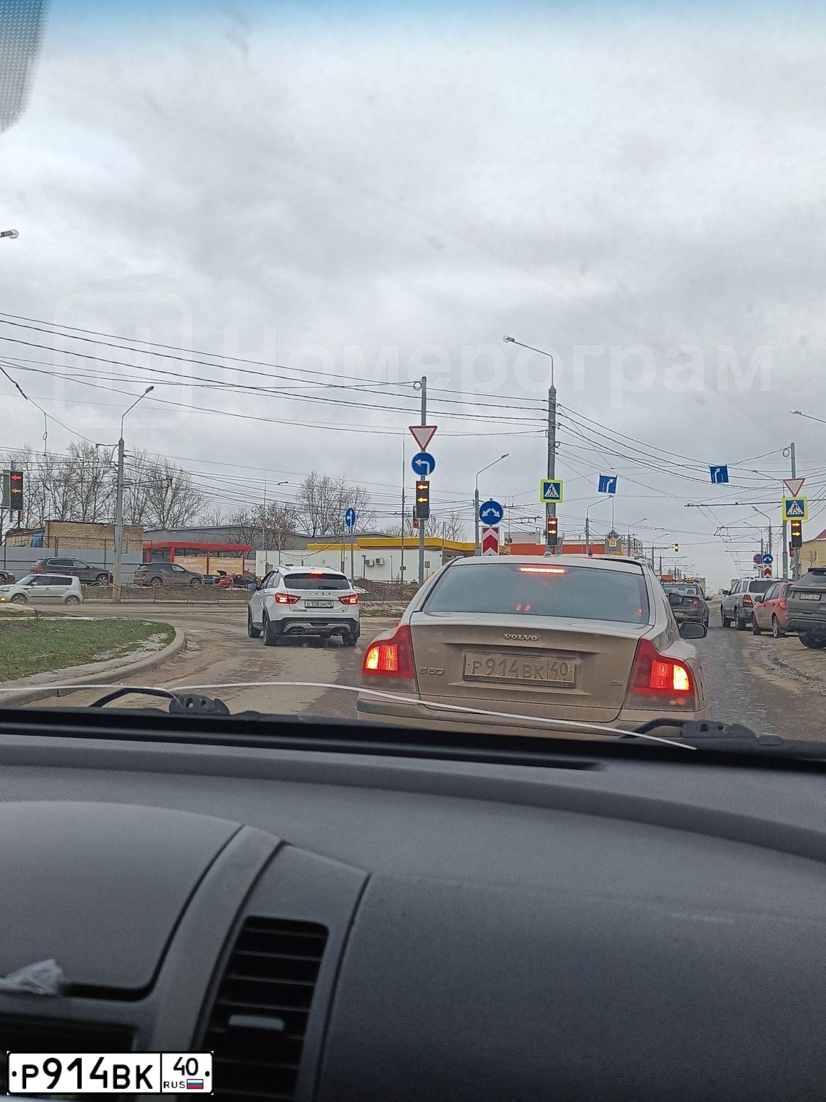 Фото автомобиля VOLVO S60, 2003 — госномер У321ХВ71. Цвет: ЗОЛОТИСТЫЙ