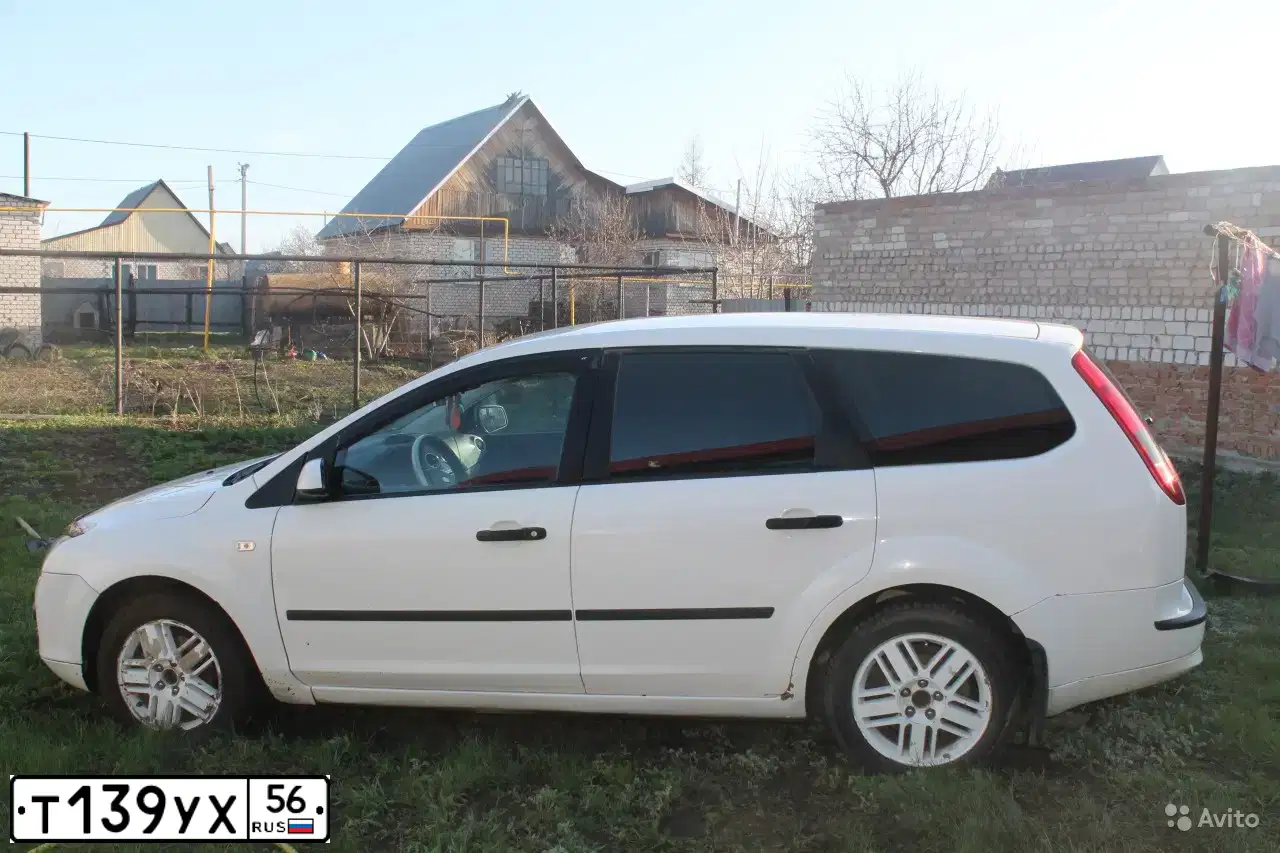 Фото автомобиля FORD FOCUS, 2006 — госномер А579ВС163. Цвет: Белый