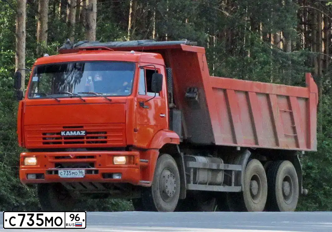 Фото автомобиля KAMAZ 6520 /6X4/, 2011 — госномер М559РС196. Цвет: ОРАНЖЕВЫЙ