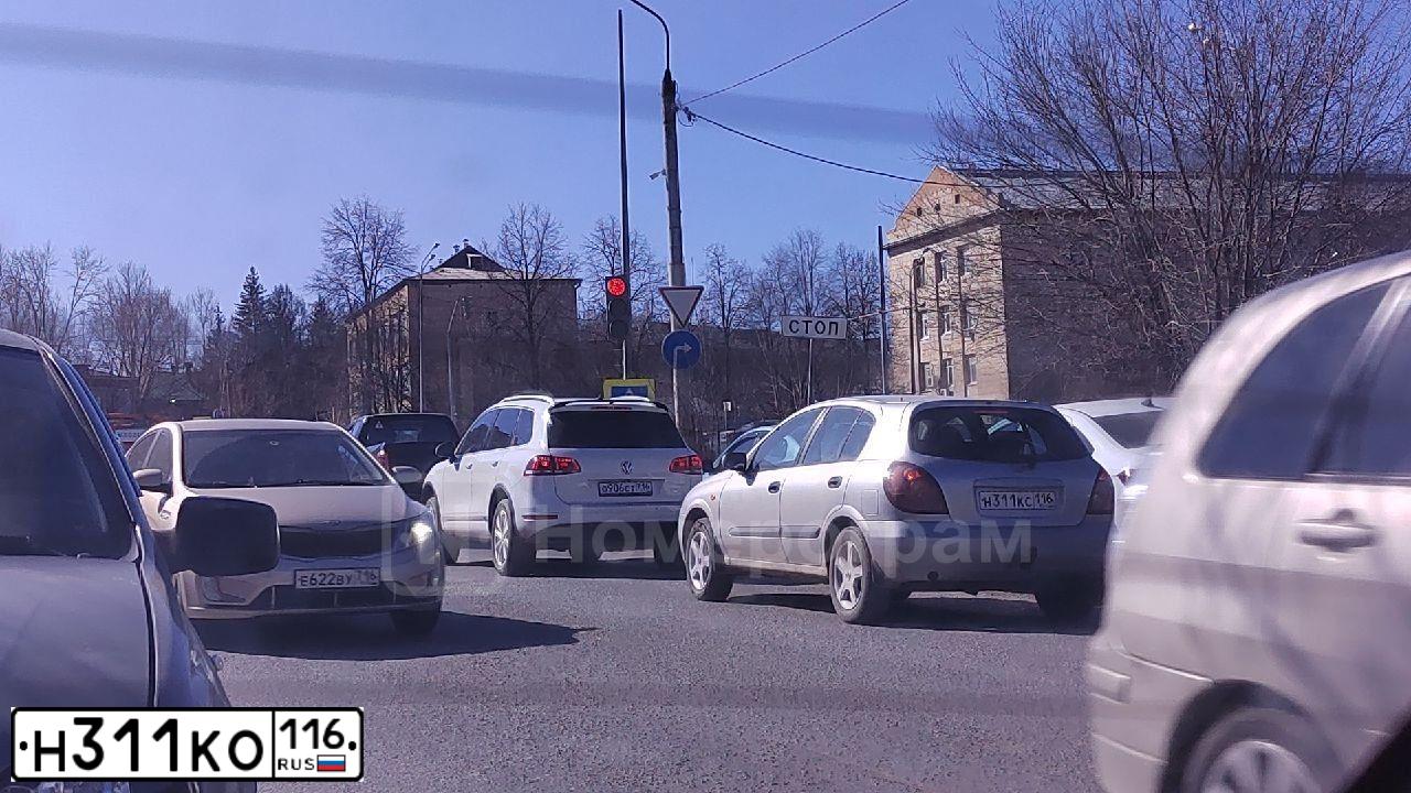 Фото автомобиля KIA RIO, 2010 — госномер Н311КО116. Цвет: синий