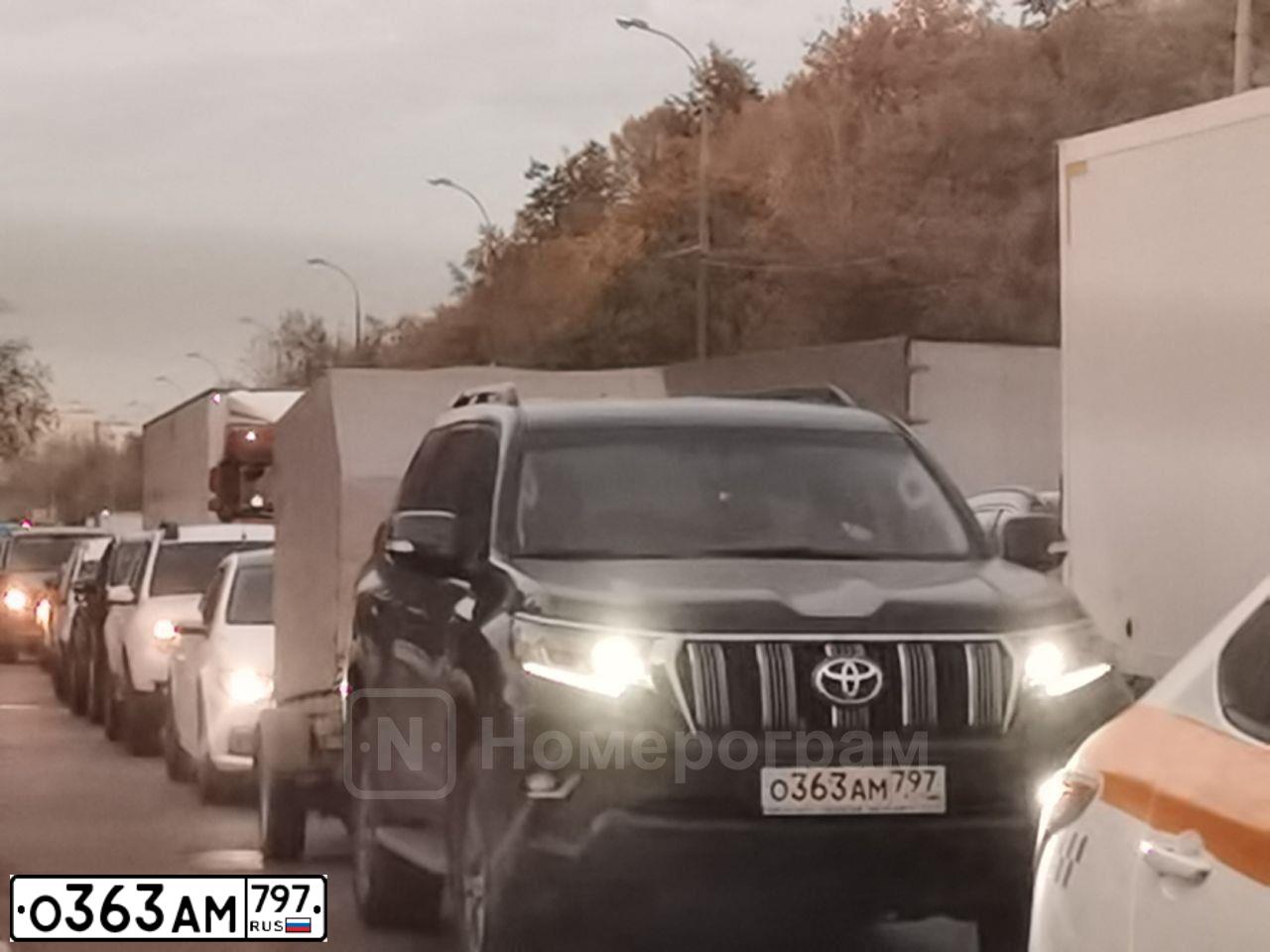 Фото автомобиля TOYOTA LANDCRUISER, 2020 — госномер О363АМ797. Цвет: ЧЕРНЫЙ