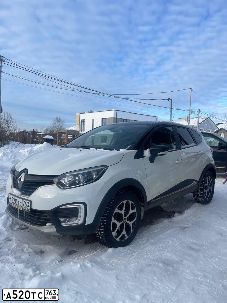Фото автомобиля RENAULT KAPTUR, 2018 — госномер А520ТС763. Цвет: Белый