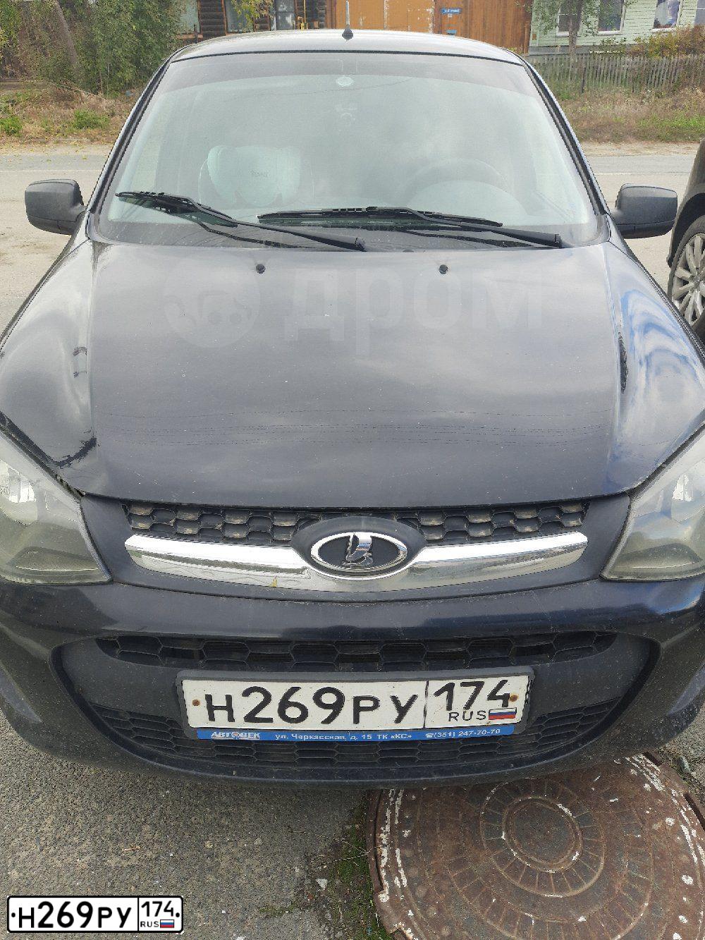 Фото автомобиля LADA KALINA, 2013 — госномер Р890ТР196. Цвет: СИНЕ-ЧЕРНЫЙ