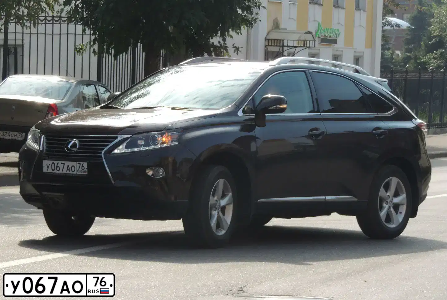 Фото автомобиля LEXUS RX, 2014 — госномер М776ТР76. Цвет: КОРИЧНЕВЫЙ