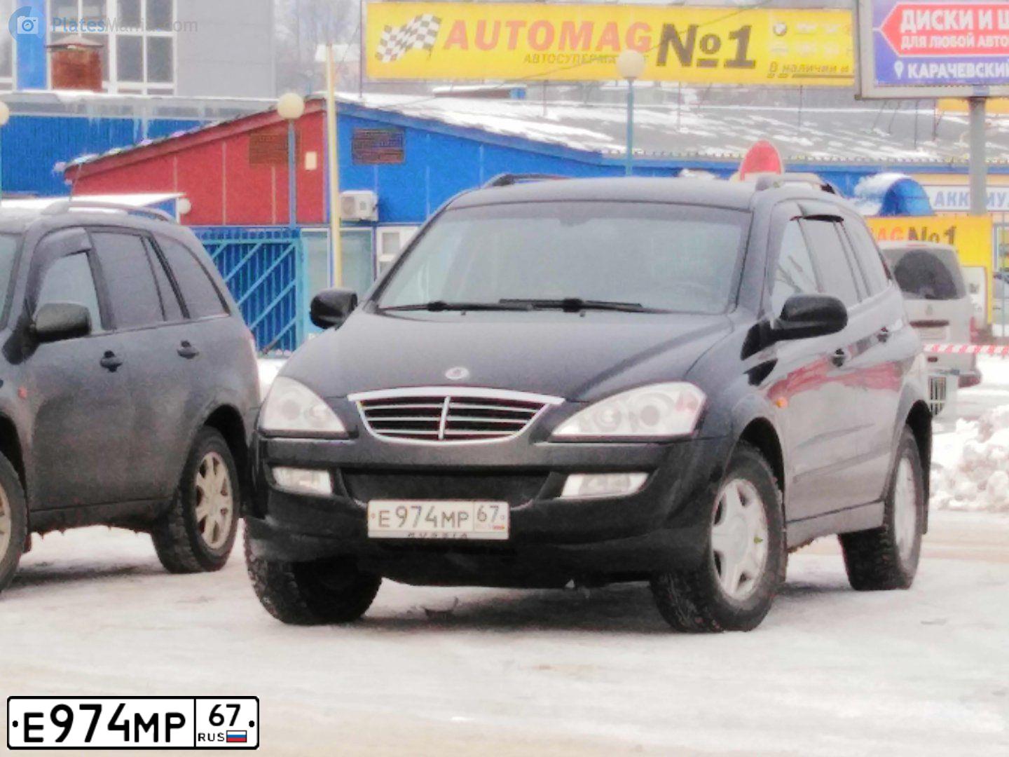 Фото автомобиля SSANGYONG KYRON, 2008 — госномер Е943ЕТ193. Цвет: ЧЕРНЫЙ