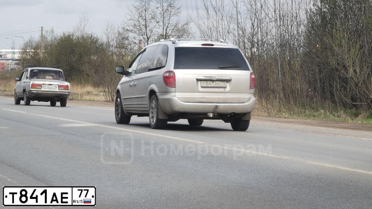 Фото автомобиля TOYOTA CAMRY, 2006 — госномер В392ВУ550. Цвет: ЧЕРНЫЙ